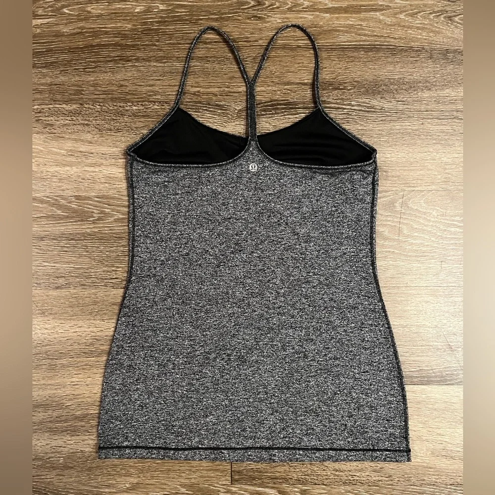 Lululemon Power Pose Tank in Heathered Black Size 10